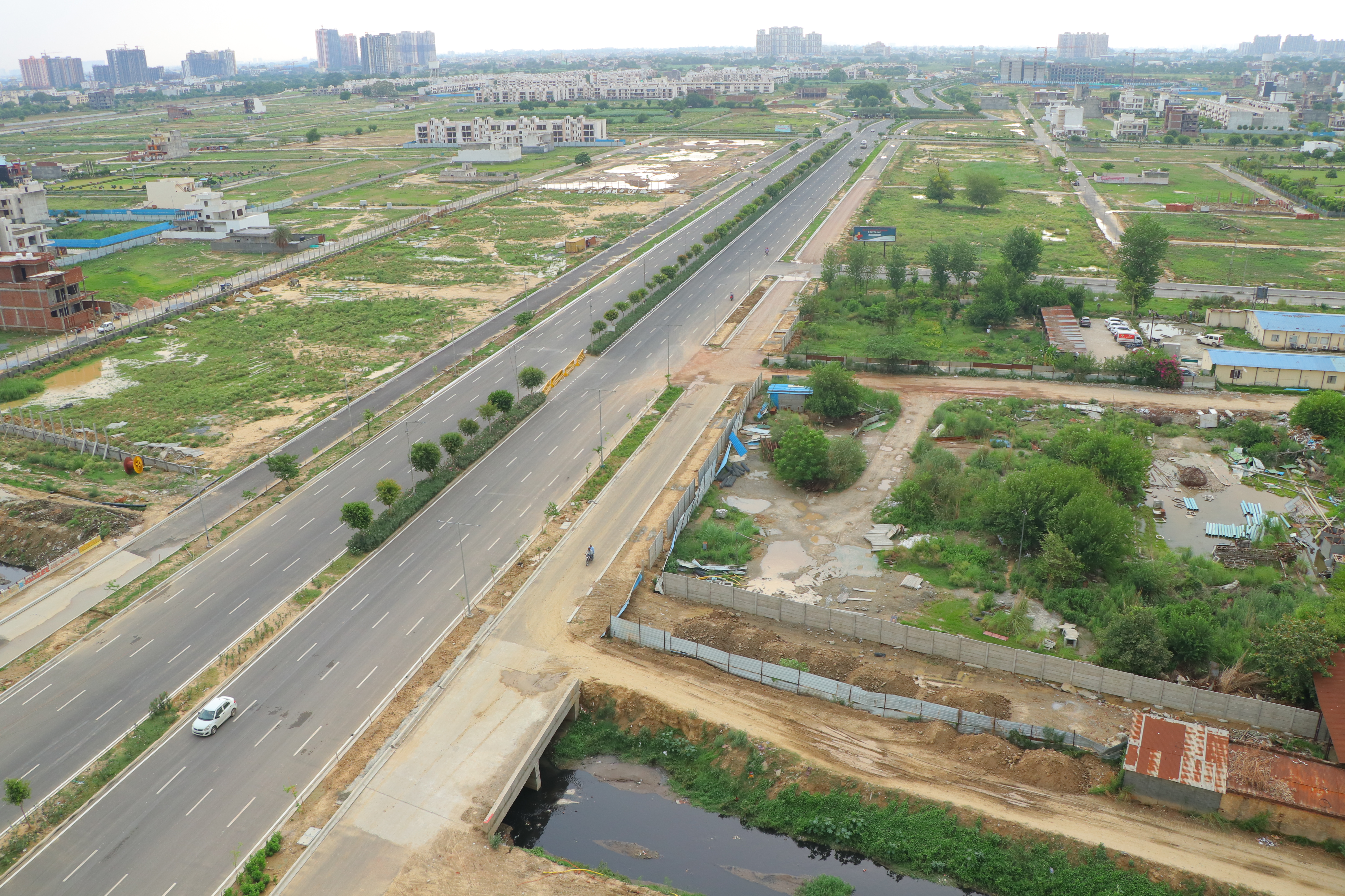 WAVE CITY GHAZIABAD PLOTS FOR Sale