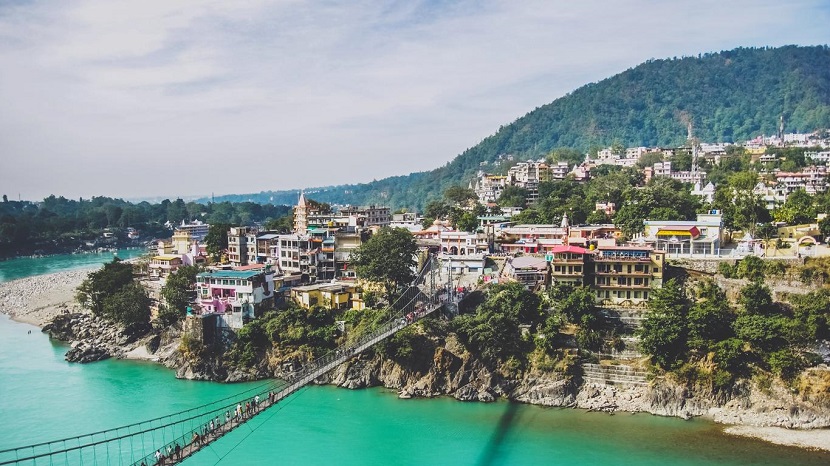 Pros of Investing in a Hotel For Lease in Rishikesh
