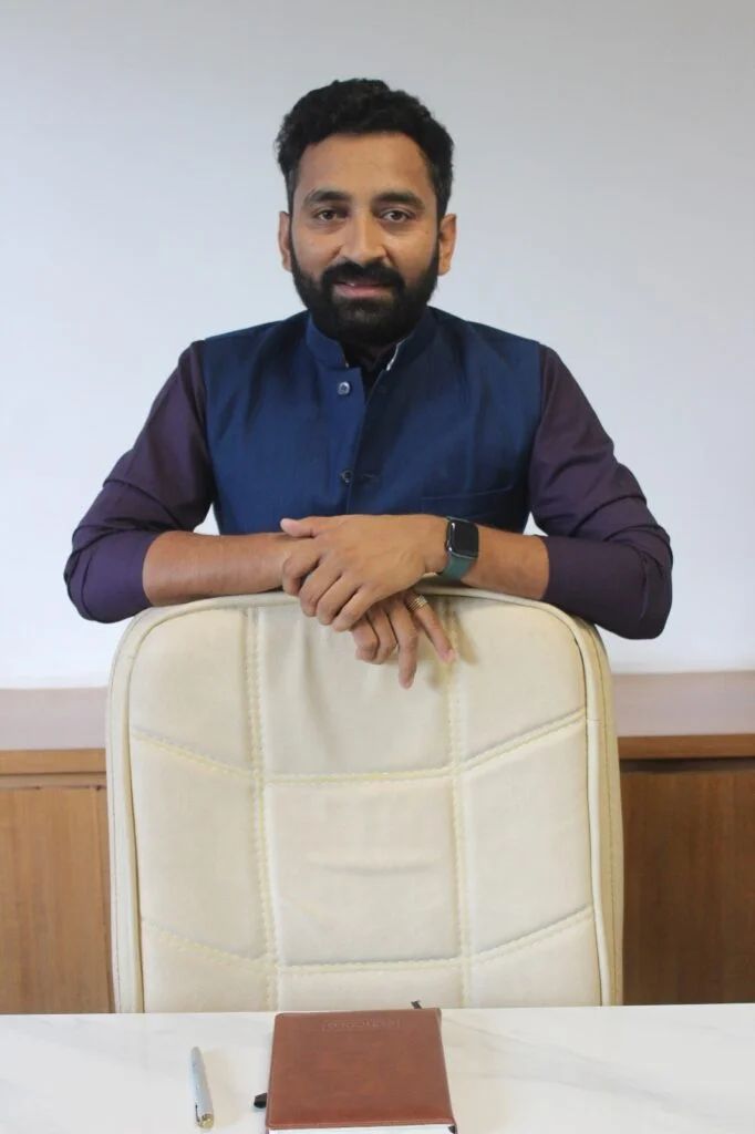 Mr. Ronak Patel (Co-Founder)