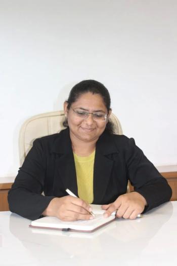 Dr. Namrata Patel (Founder)