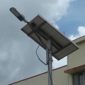 LED Solar Street Light with Tubular Battery
