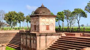 Monuments & Historical Places Tour Packages