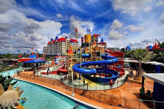 Theme Parks Tour Packages