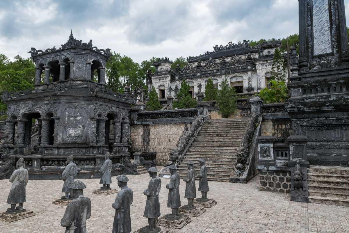 Monuments & Historical Places Tour Packages