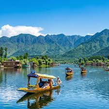 House Boat Tour Packages