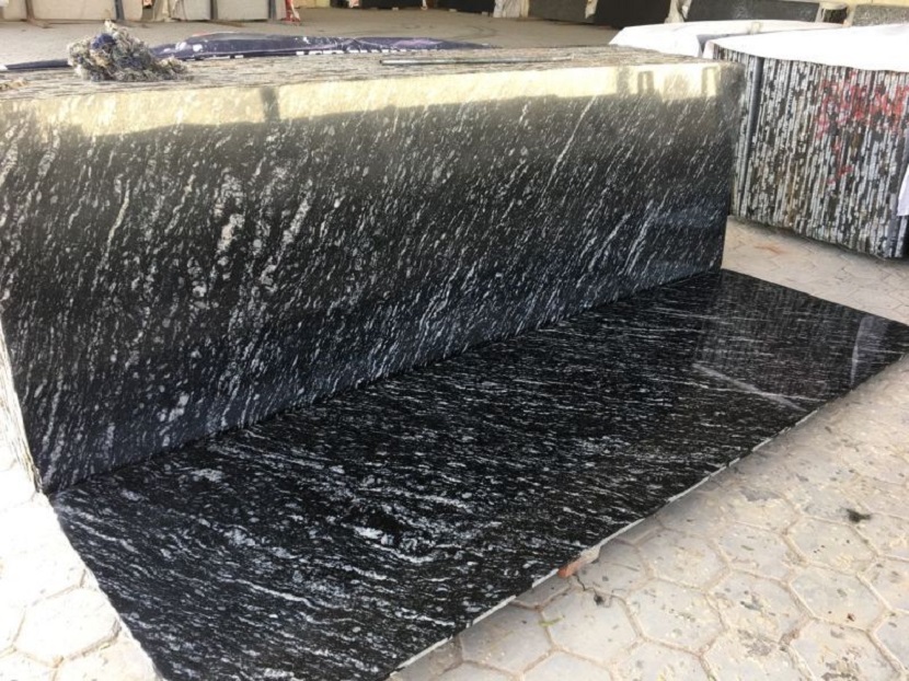 8 Benefits of Black Marquina Granite For Your Decor