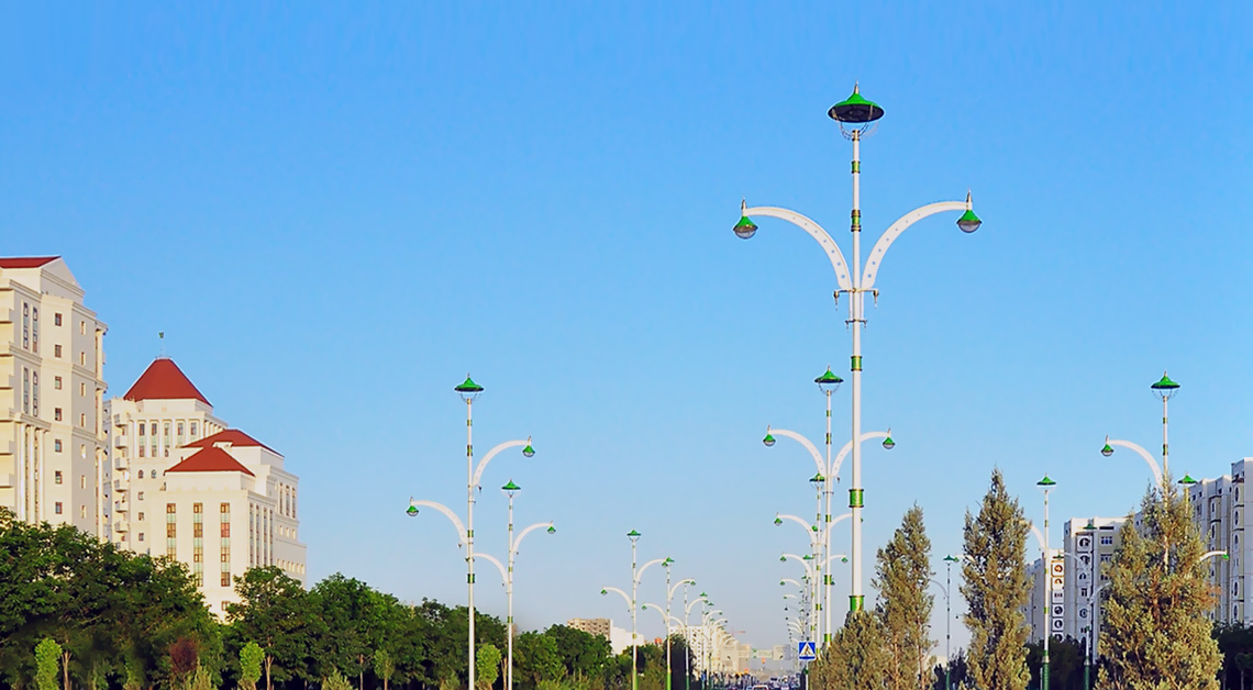Choose the Best Street Light Pole to Light up The Streets