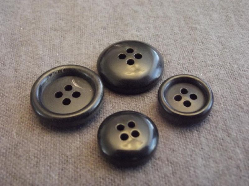 Reasons Buffalo Horn Buttons Are Popular Accessory Choice For Suits