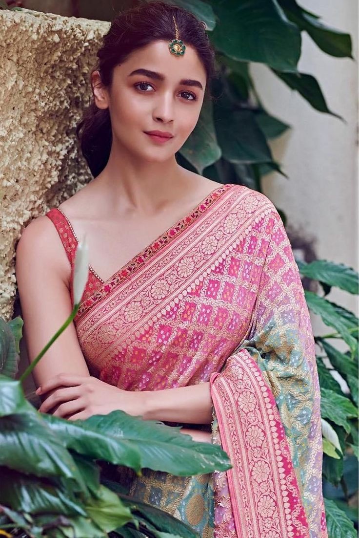 Alia Bhatt in Banarasi Saree