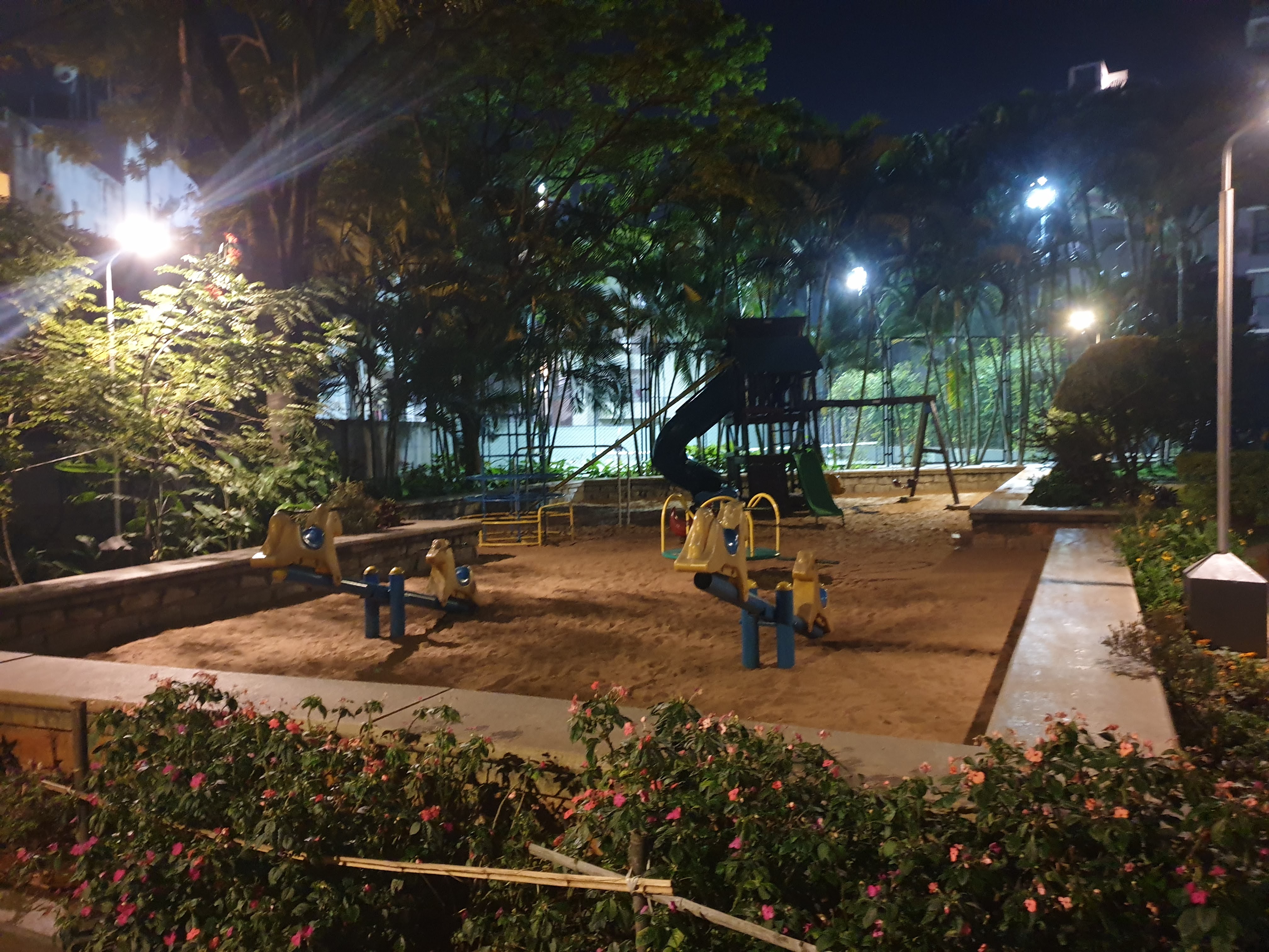 Sea sand river sand children playground sand suppliers bangalore r