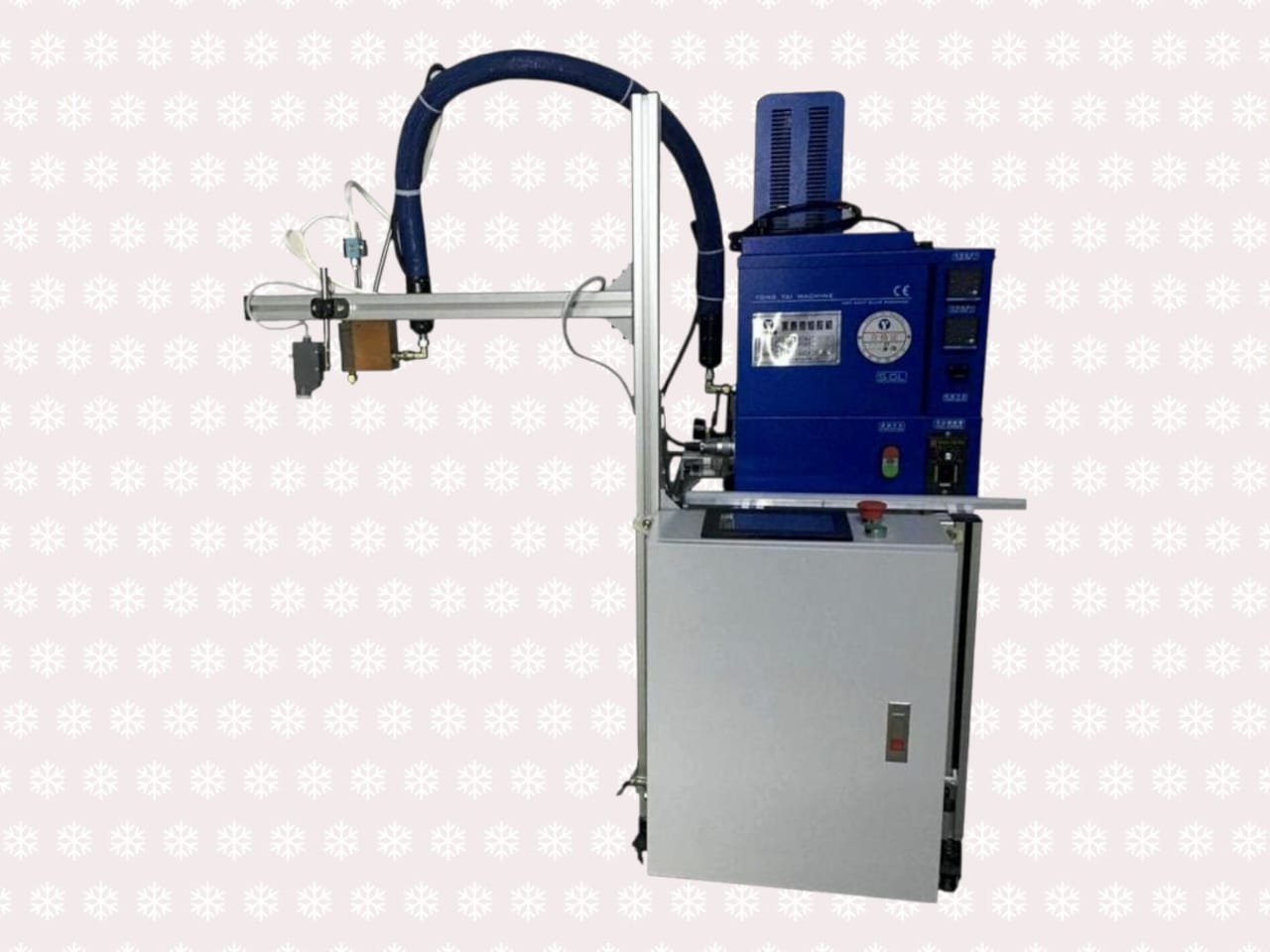 Courier Bag Self-Sealing Attachment Using Hot Melt Dispensers