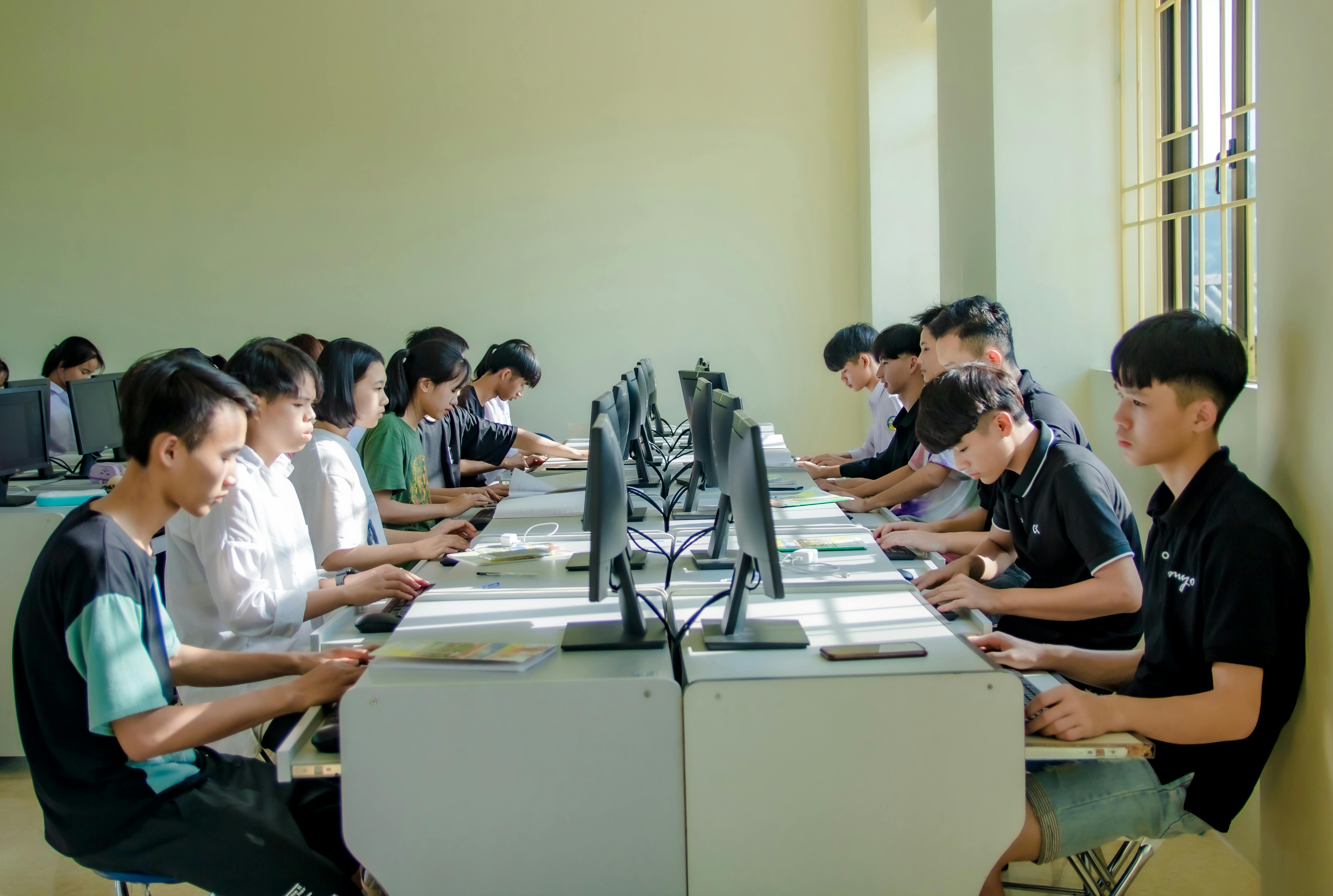 The Best Digital Education Recruitment Agency in Noida, India - Career Choice Solution